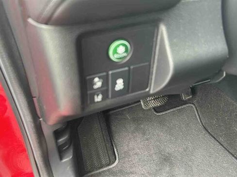Used 2020 Honda HR-V EX image 16