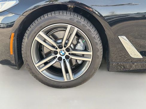 Used 2023 BMW 530i xDrive w/ Premium Package AWD/4WD image 43