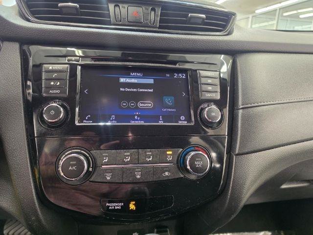 Used 2020 Nissan Rogue S FWD image 18