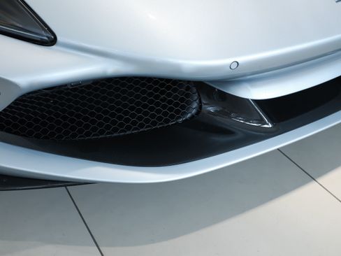 Used 2021 Ferrari F8 Tributo RWD image 44