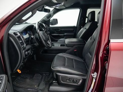 Used 2022 RAM 1500 Limited w/ Body Color Bumper Group AWD/4WD image 18