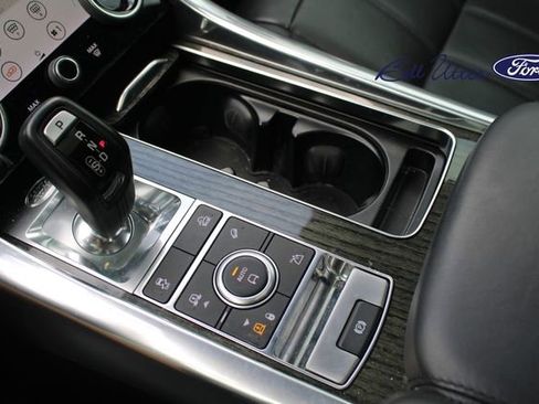 Used 2019 Land Rover Range Rover Sport Supercharged image 18