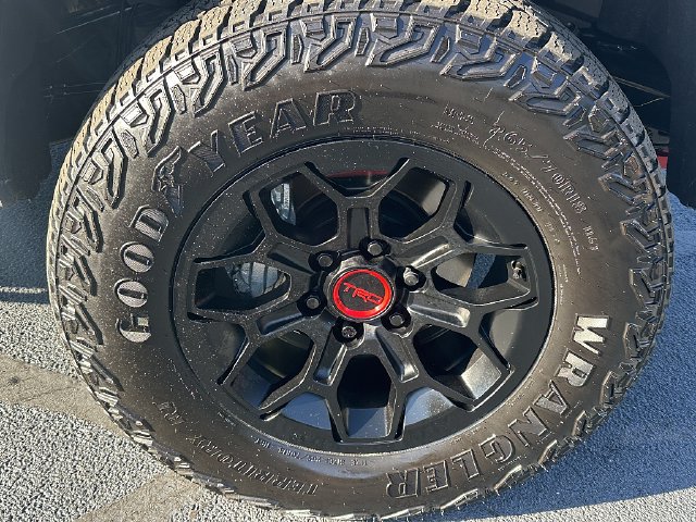 Certified 2026 Toyota Tacoma TRD Pro AWD/4WD image 10