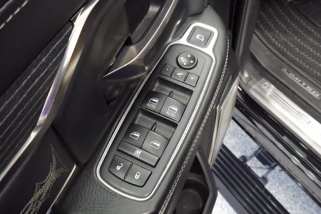 Used 2019 RAM 3500 Limited AWD/4WD image 19