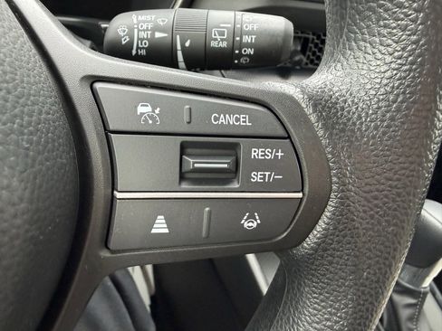 Used 2023 Honda CR-V EX image 18