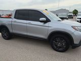 Used 2020 Honda Ridgeline Sport image 2