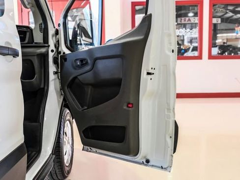 Used 2023 Ford Transit 350 XLT image 37