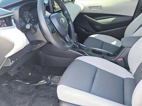 Used 2025 Toyota Corolla LE w/ Carpet Mat Package (TMS) AWD/4WD image 20