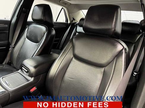 Used 2019 Chrysler 300 Limited w/ Safetytec Plus Group image 14