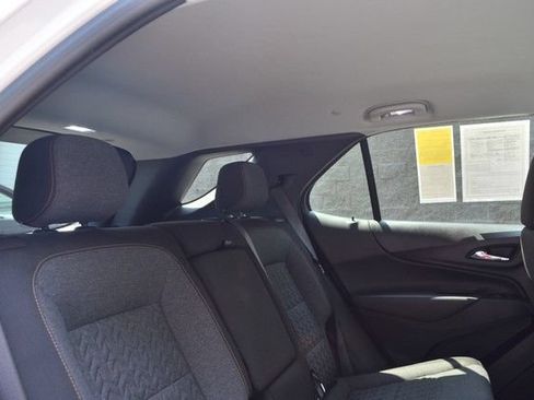 Used 2024 Chevrolet Equinox LT AWD/4WD image 37