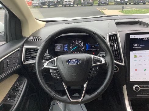 Used 2023 Ford Edge SEL w/ Convenience Package AWD/4WD image 8