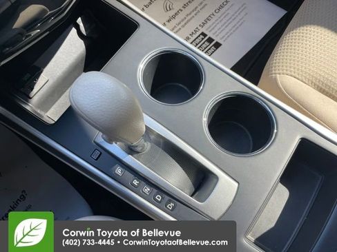 Used 2015 Nissan Altima 2.5 SV image 14