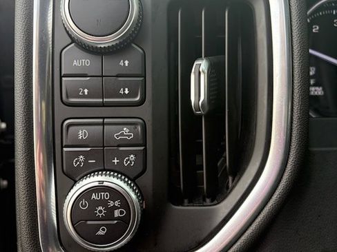 Used 2021 GMC Sierra 1500 Elevation w/ Preferred Package image 11