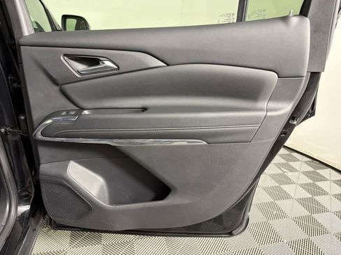 Certified 2024 Chevrolet Traverse LT image 29