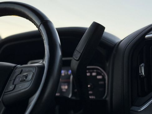 Certified 2021 GMC Sierra 2500 Denali w/ Technology Package image 22