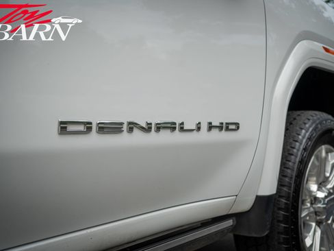 Used 2023 GMC Sierra 3500 Denali w/ Denali Ultimate Package AWD/4WD image 10