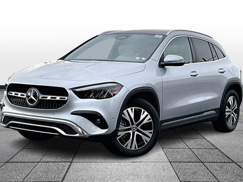 Certified 2025 Mercedes-Benz GLA 250 4MATIC image 4