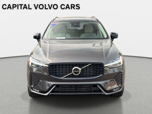 Used 2024 Volvo XC60 B5 Core w/ Protection Package Premier AWD/4WD image 2