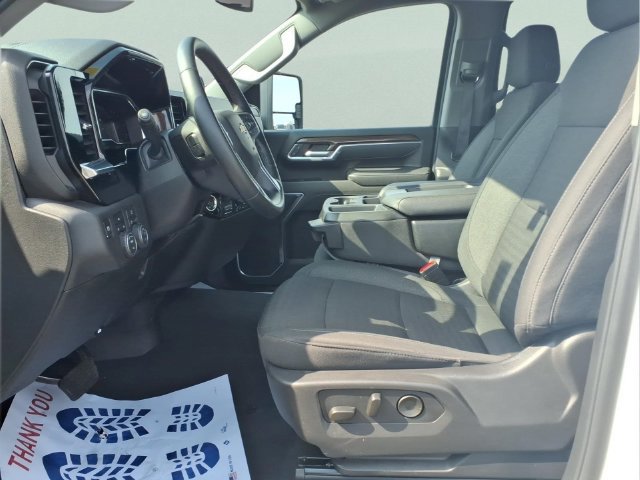 Used 2025 Chevrolet Silverado 2500 LT w/ Convenience Package AWD/4WD image 17