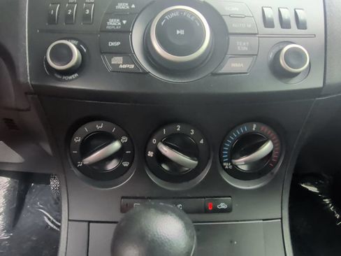 Used 2012 MAZDA MAZDA3 i Sport FWD image 18