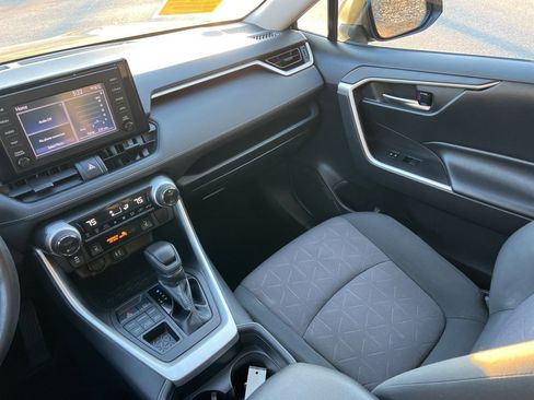 Used 2019 Toyota RAV4 XLE image 23