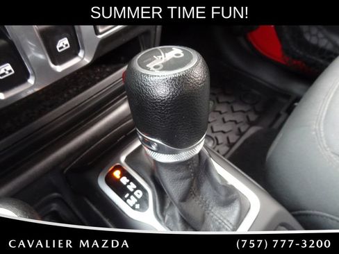 Used 2018 Jeep Wrangler Sport AWD/4WD image 36