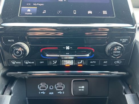 New 2025 Jeep Grand Cherokee Laredo X image 30