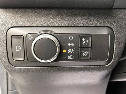 Used 2022 Ford Escape SE FWD image 20