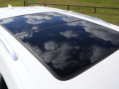 Used 2023 Cadillac XT6 Premium Luxury w/ Technology Package image 13