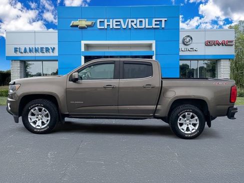 Used 2016 Chevrolet Colorado LT w/ LT Convenience Package image 2