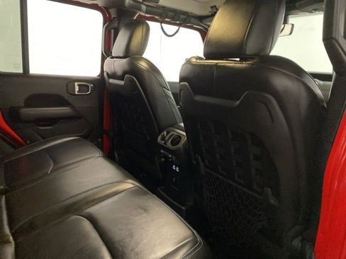 Used 2022 Jeep Wrangler Unlimited Rubicon 4xe w/ Cold Weather Group image 20