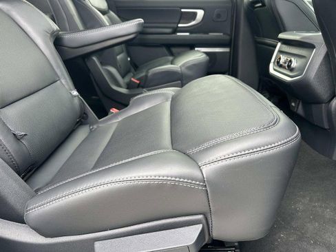 New 2025 Ford Expedition Platinum w/ Stealth Performance Package image 15