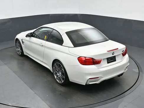 Used 2017 BMW M4 Convertible image 57