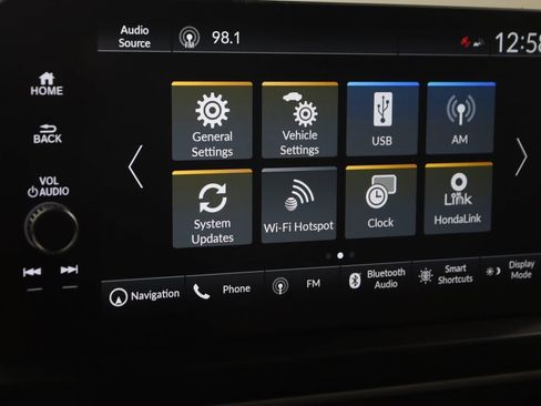 Used 2024 Honda Pilot Touring image 34