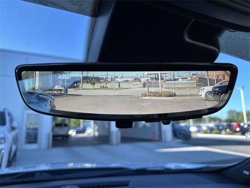 Certified 2022 Cadillac XT4 Premium Luxury w/ Enhanced Visibility Package image 75