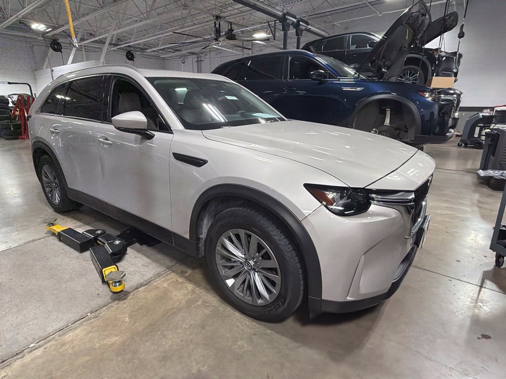 Used 2024 MAZDA CX-90 3.3 Turbo w/ Preferred Package AWD/4WD image 12