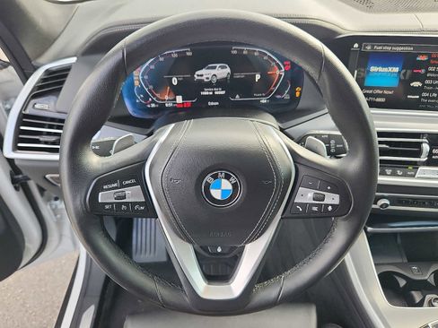 Used 2022 BMW X5 xDrive40i w/ Parking Assistance Package AWD/4WD image 19