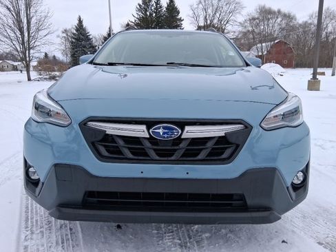 Used 2021 Subaru Crosstrek 2.5i Limited w/ Moonroof Package 2 image 2