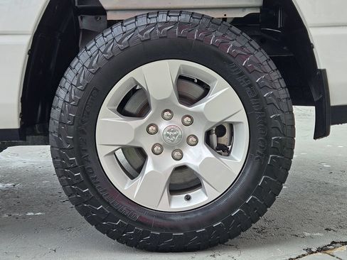 Used 2023 RAM 1500 Lone Star AWD/4WD image 29