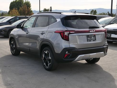 New 2026 Kia Seltos EX image 6
