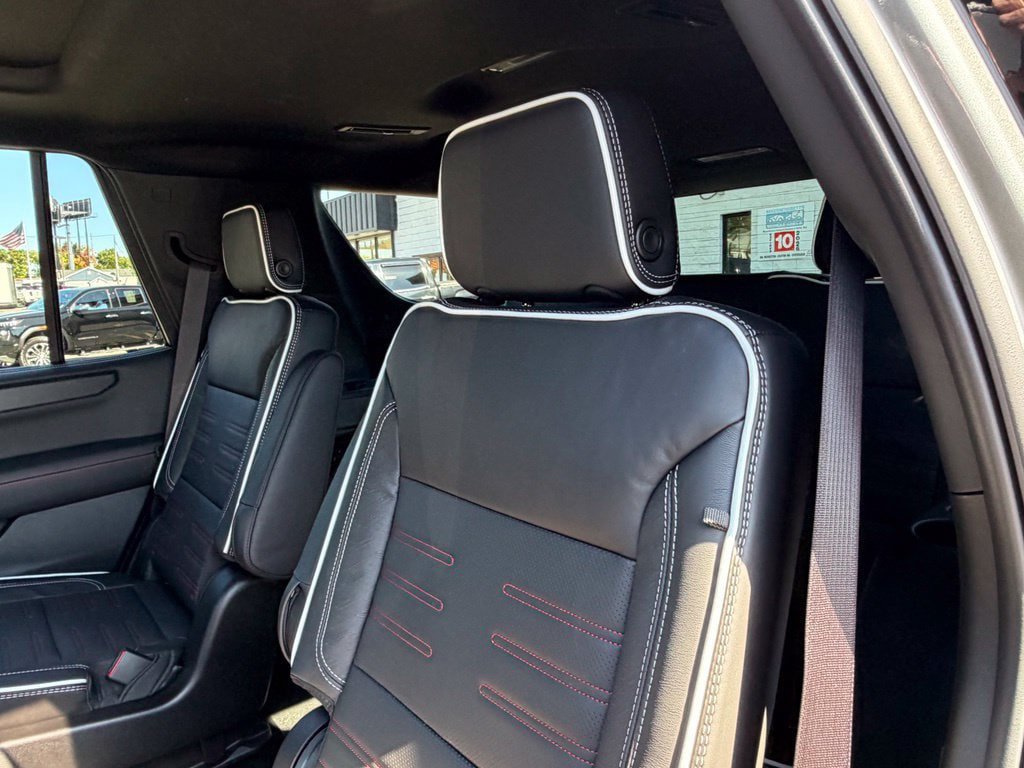 New 2027 GMC Yukon AT4 Ultimate AWD/4WD image 23