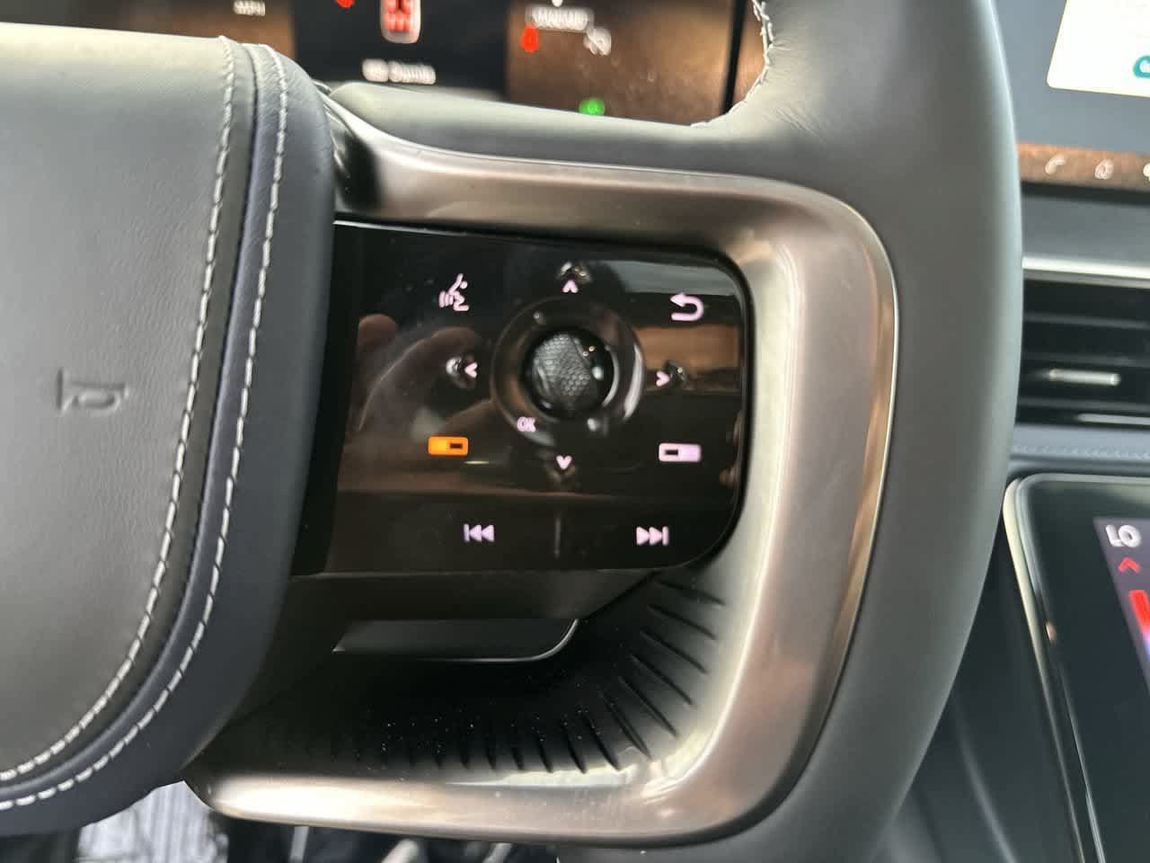 Used 2026 INFINITI QX80 4WD w/ Sport Exterior Package image 38
