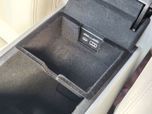 Certified 2023 Cadillac XT5 Premium Luxury image 39