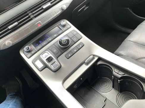 Used 2020 Hyundai Palisade SEL w/ Premium Package FWD image 17