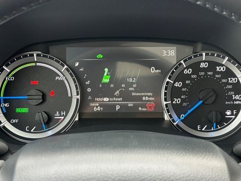 New 2026 Toyota Highlander XLE image 24