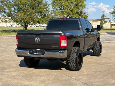 Used 2024 RAM 2500 Tradesman w/ Chrome Appearance Group AWD/4WD image 12