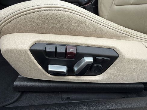 Used 2016 BMW 228i Convertible w/ Premium Package image 15