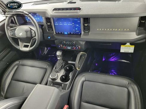 Used 2025 Ford Bronco Badlands AWD/4WD image 34