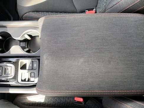 Used 2023 Honda Pilot Sport image 29