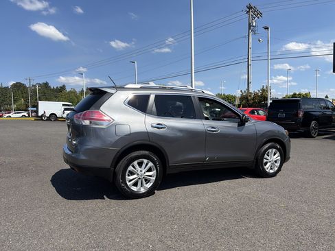 Used 2014 Nissan Rogue SV AWD/4WD image 6